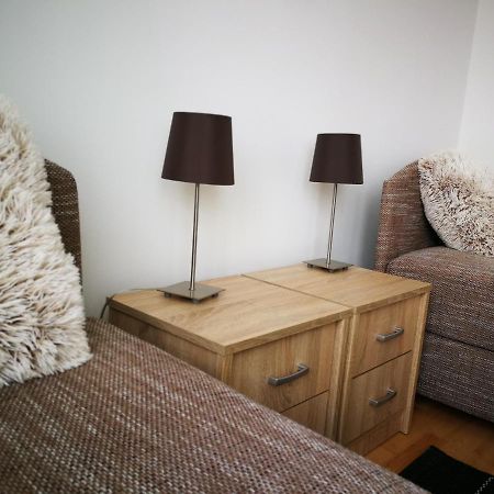Voeroesmarty Apartman Miskolc - Belvaros - Downtown Екстериор снимка