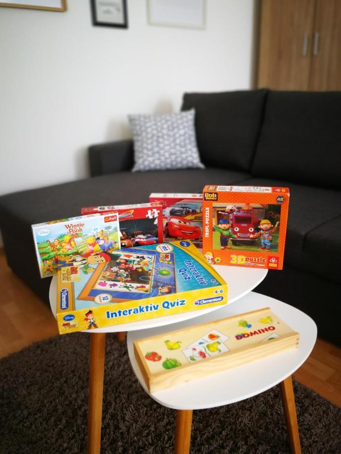 Voeroesmarty Apartman Miskolc - Belvaros - Downtown Екстериор снимка
