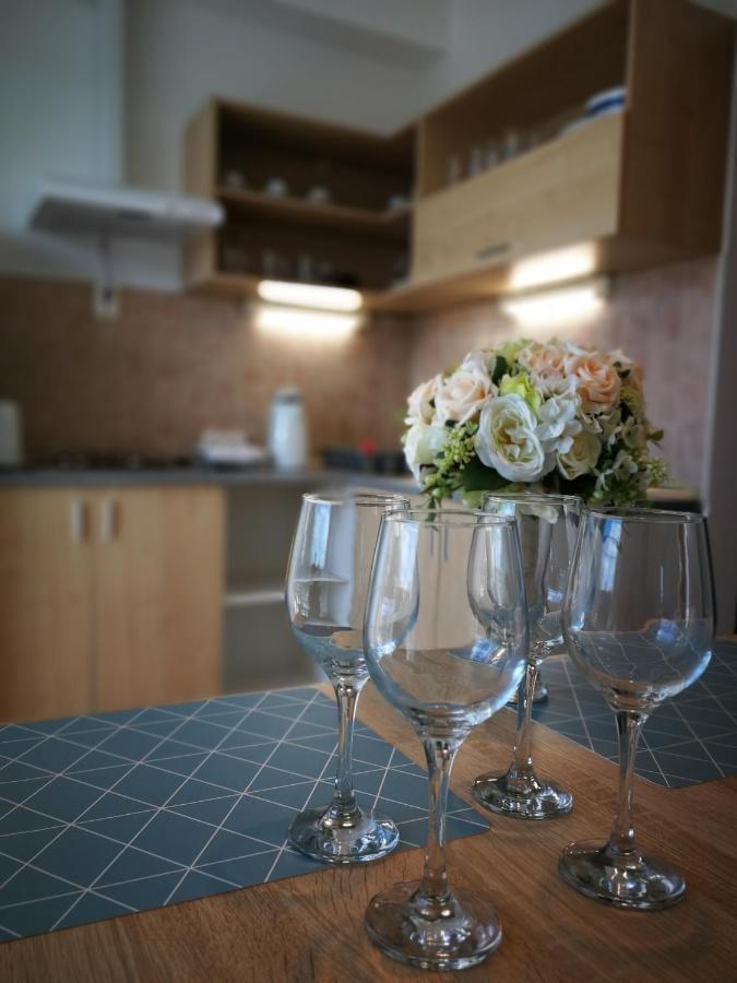 Voeroesmarty Apartman Miskolc - Belvaros - Downtown Екстериор снимка